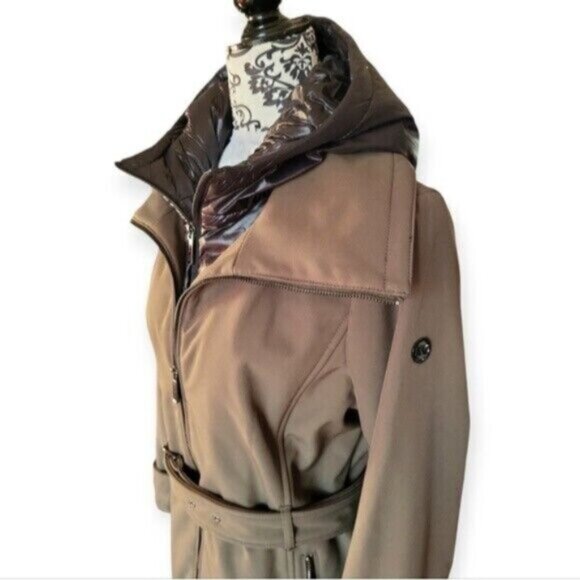 Michael Kors Soft Shell Puffer Hooded Jacket Women's Sz Medium - Picture 11 of 16